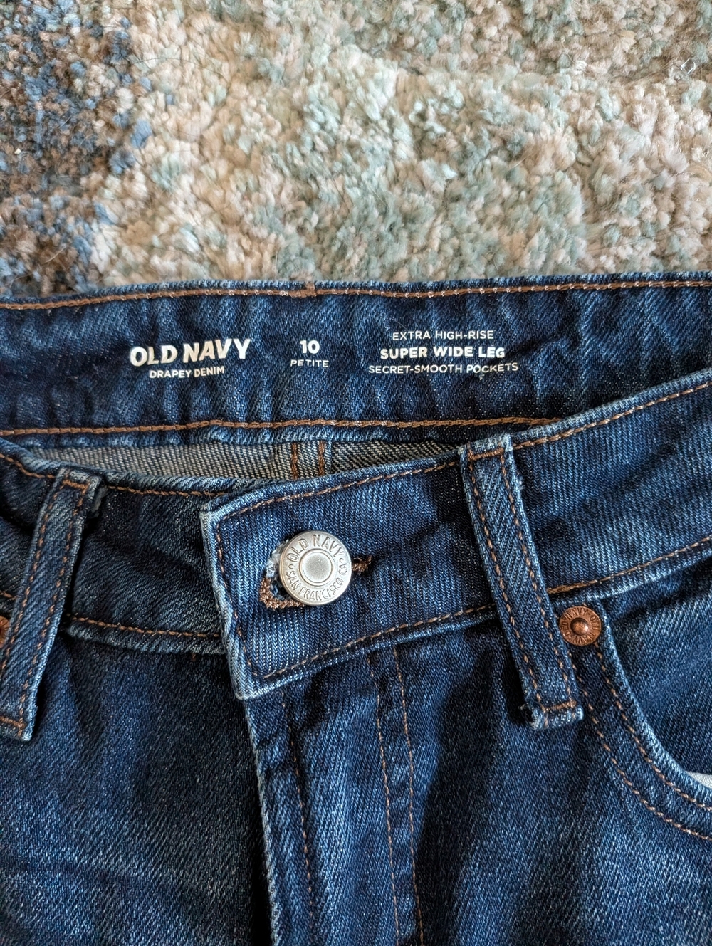Old Navy High Waisted Wide Leg Jeans - Picture 6 of 7